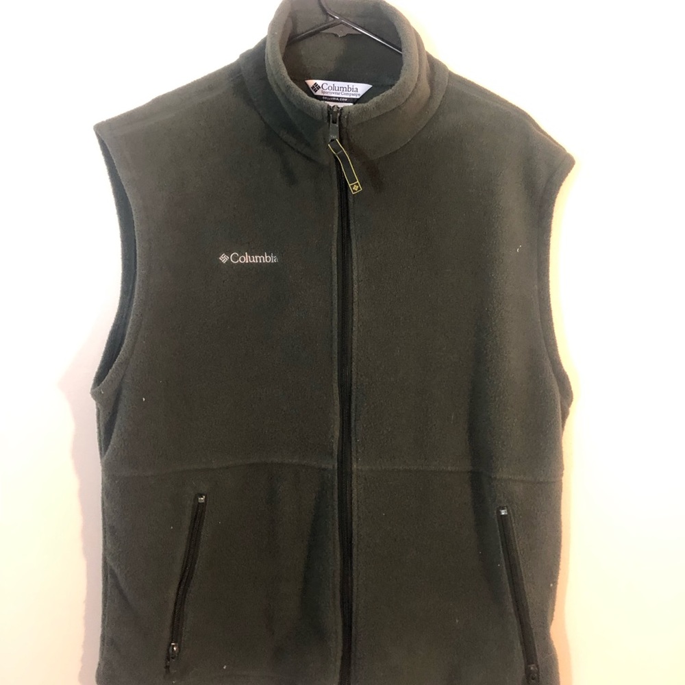 green Columbia vest